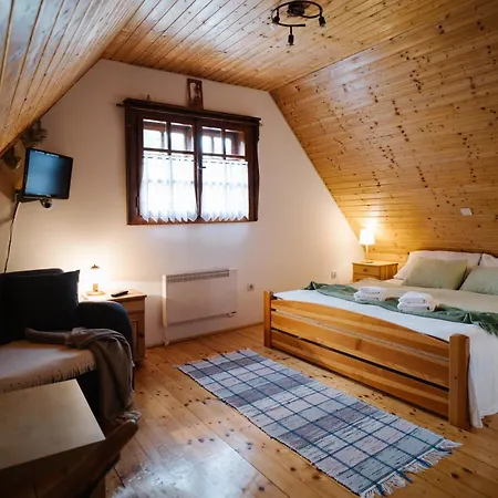 Holiday home Drevenicky Holubkovia *
